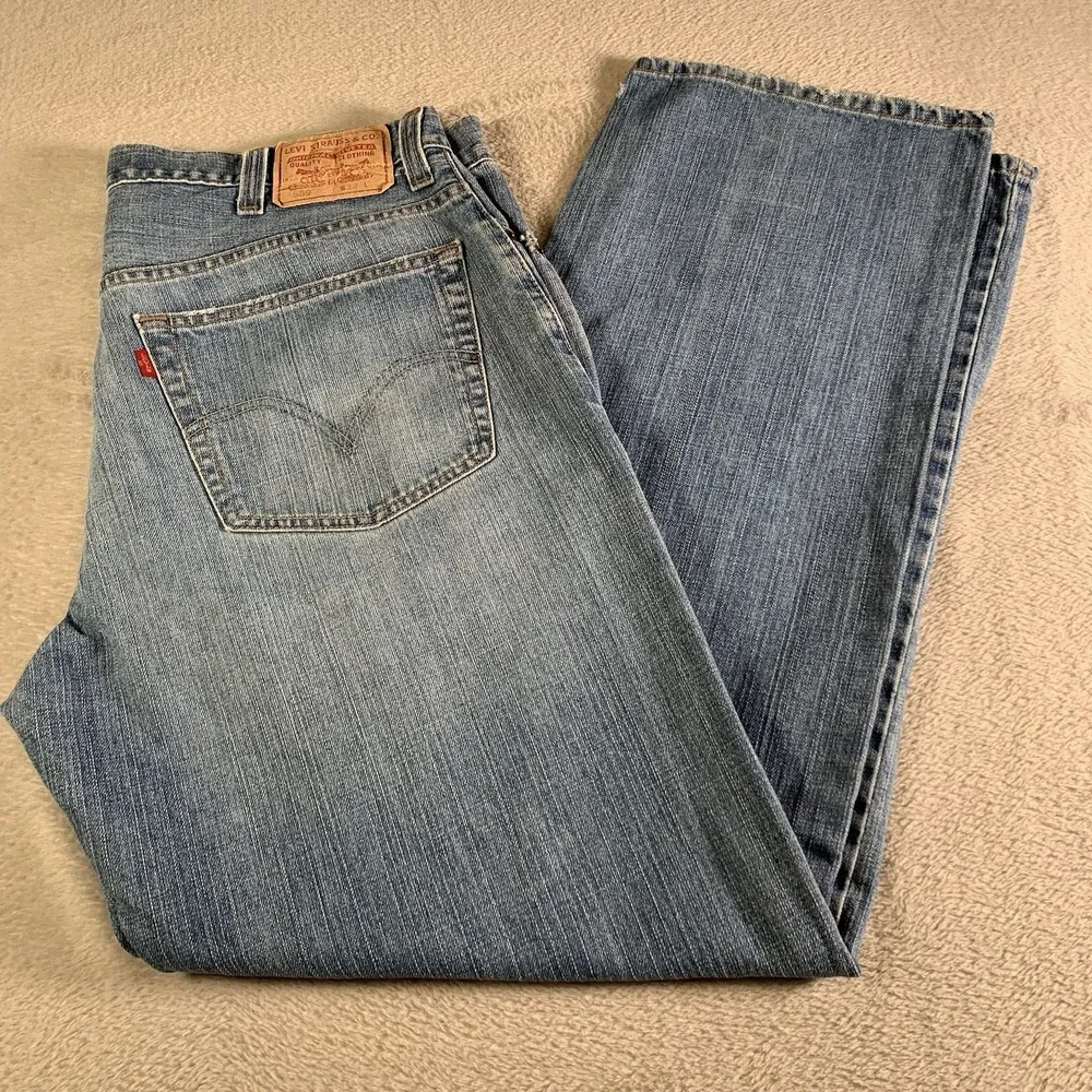 Vintage Levis 559 Jeans Mens 38x32 Blue Relaxed Straight‎ Denim Medium Wash